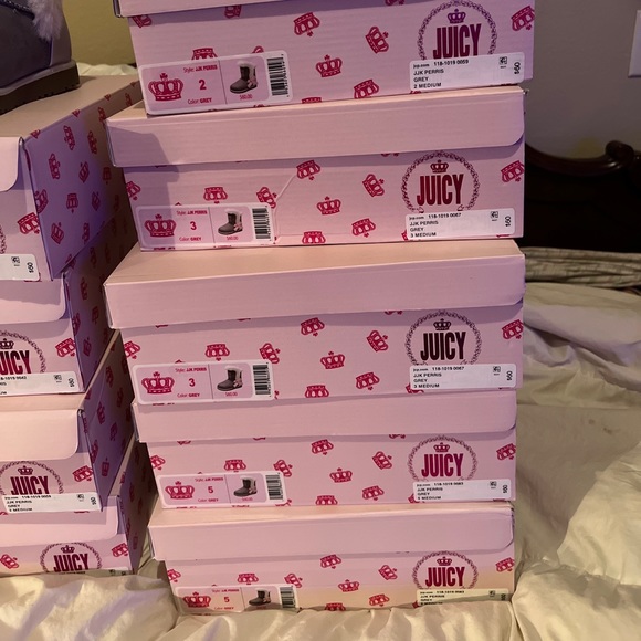 Juicy Couture Girls Boot JJK Perris Grey Sizes 1, 2, 3, - Picture 3 of 6